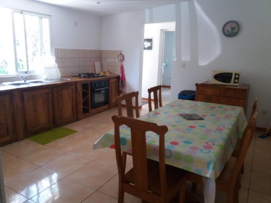 Location Saisonniere Le Clos Des Agrumes Сант-Ан Екстериор снимка